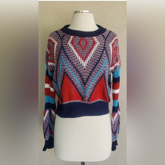 Colorful Geometric Pattern Crop Sweater - Picture 2 of 3
